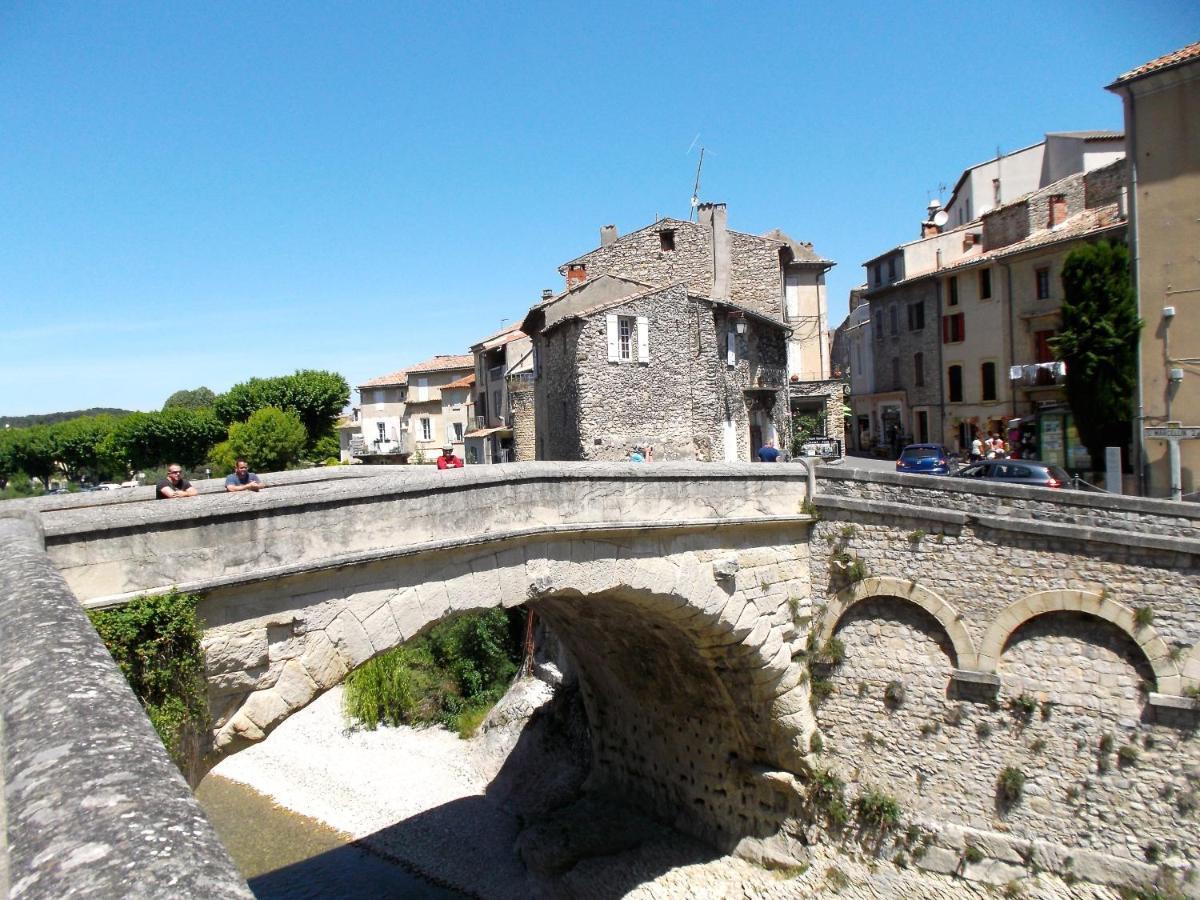 Mas Les Cigales Roaix Exterior photo